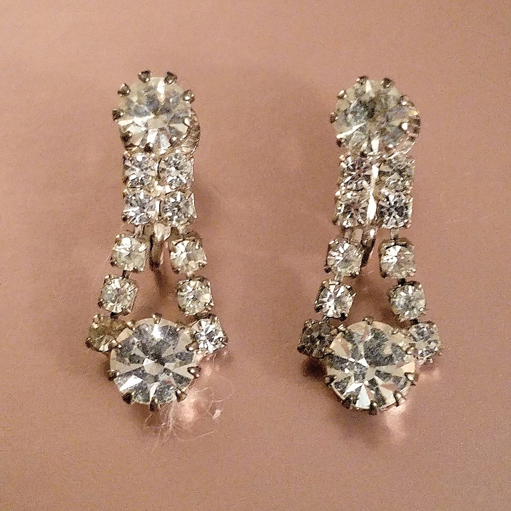 Vintage Rhinestone Clip Earrings